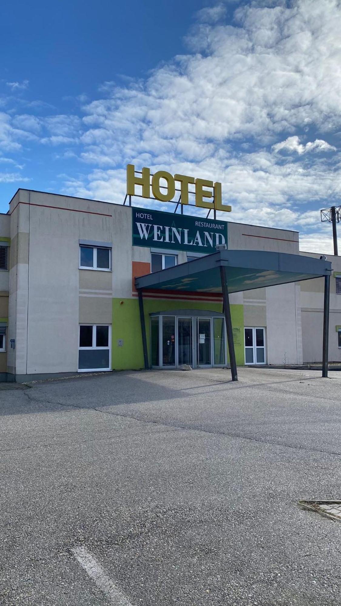 ホテル Weinland Donnerskirchen エクステリア 写真